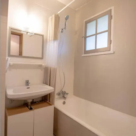 Of 35m At 450m From The