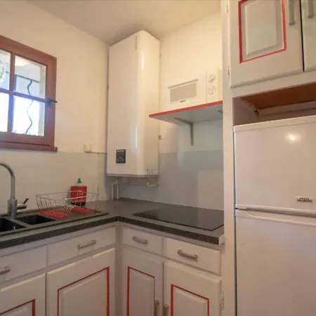 Of 35m At 450m From The Appartement *